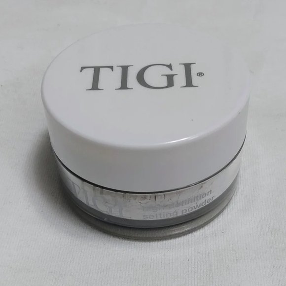 TIGI High Definition Setting Translucid Powder (Polvo Fijador Translúcido) - Picture 2 of 6